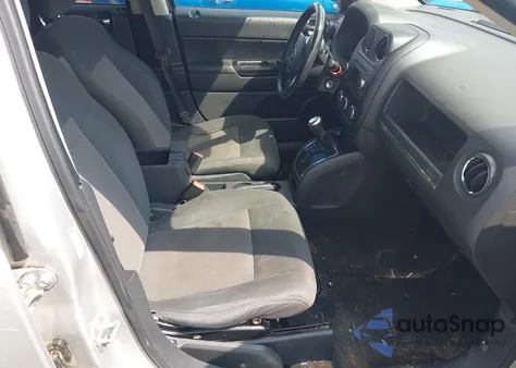 2011 Jeep Compass из США, поврежденный, VIN 1J4NT1FB7BD137499